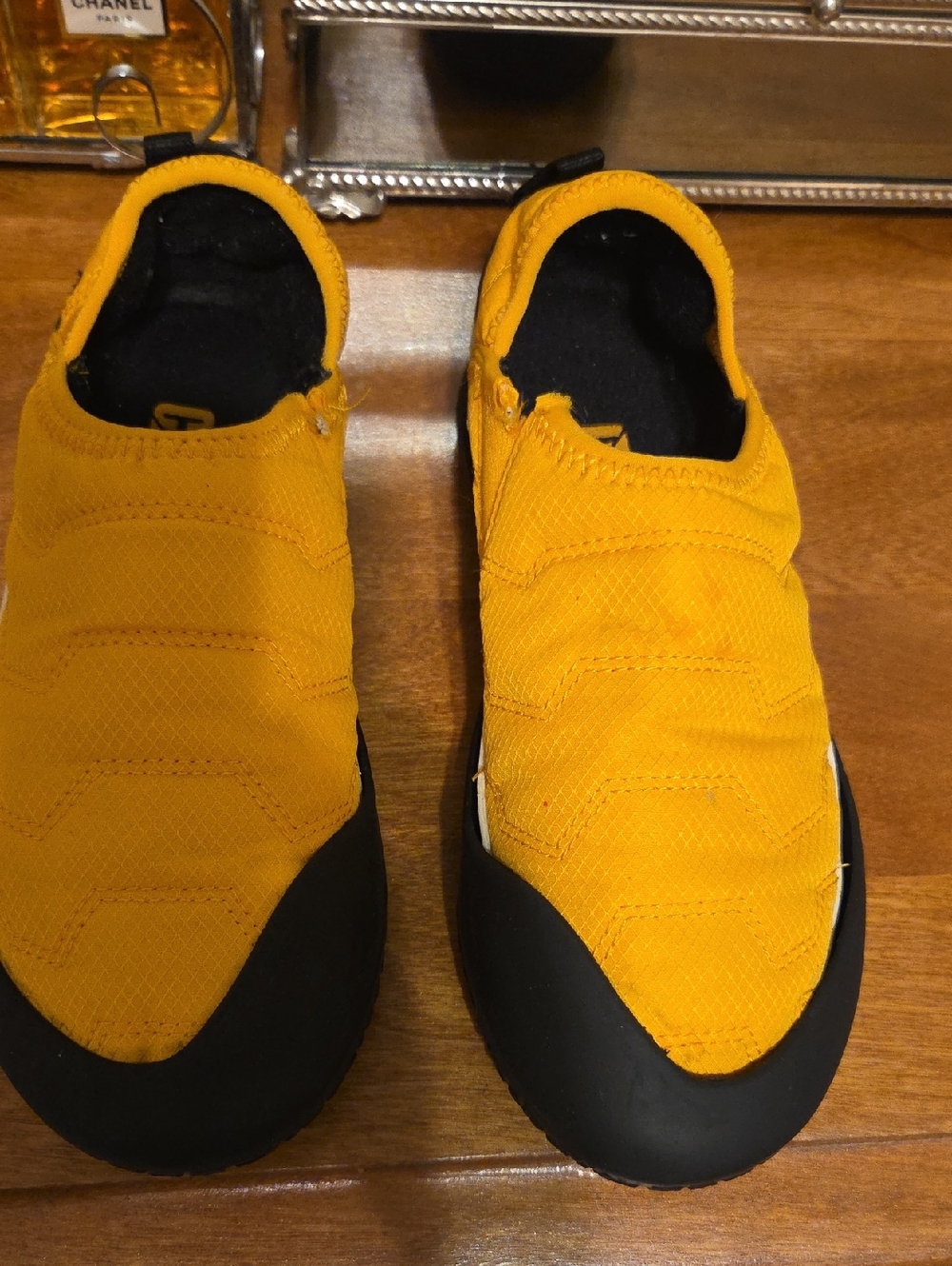 Slip-On Women's Yellow Active Shoes